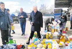 Ödemiş’te yardımlar caddelere taştı