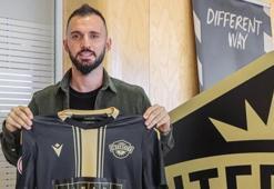 Emre Çolak’ın futbolu bırakması 1 gün sürdü