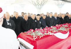 Deniz Baykal için son görev