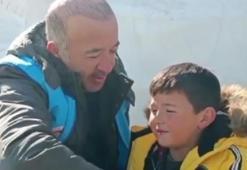 Deprem bölgesinde tanıştığı minik Arda'ya veda etti! 'Sen manevi oğlumsun, beni unutma'