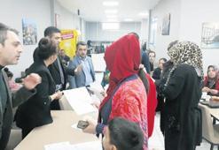 İzmir esnafı kol kanat gerecek