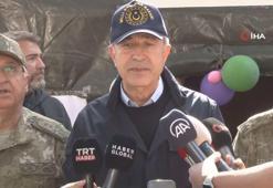 Bakan Hulusi Akar “Deprem bölgesinde günlük 160 bin kişilik yemek kapasitesine ulaştık”