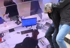 Oyuncak tabancalı banka soygununun yeni görüntüleri ortaya çıktı