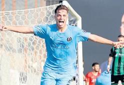 Manisa FK’da iki yolcu