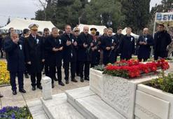 Mehmet Akif Ersoy kabri başında anıldı