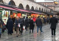 Mısır Çarşısı'nda ramazan hareketliliği
