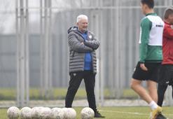 Bursaspor’da Teknik Direktör İsmail Ertekin’le yollar ayrıldı