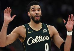 Boston Celtics, lider Milwaukee’yi devirdi! Tatum sırtladı