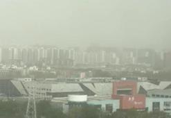 Çin'de kum fırtınası uyarısı