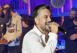 Çocuklarından Emre Altuğ'a sahnede sürpriz