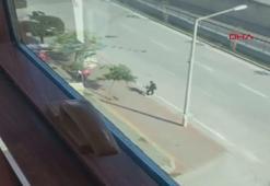 AK Parti Çukurova ilçe binasına saldırı