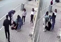 Kızların tekme tokat kavgası! Yerlerde sürüklediler
