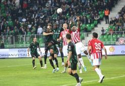 Sakaryaspor - Boluspor maçında kazanan çıkmadı!