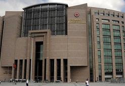 İstanbul Adliyesi'ne gelen Fatih Terim, "şikayetçi" sıfatıyla ifade verdi