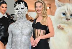 Met Gala 2023'te şıklık yarışı! İşte gecenin en çok konuşulan ünlüleri