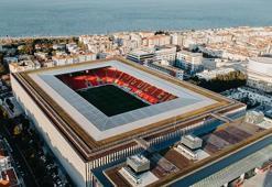 Göztepe tesis zengini oldu