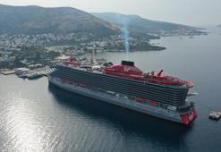 Ünlü iş adamı Richard Branson'a ait dev yolcu gemisi Bodrum’da