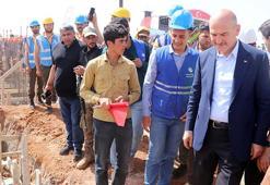 Suriyeli sığınmacıların dönüşü için 240 bin konut yapılacak! 12 ilde geri dönüşler için ofisler oluşturuldu