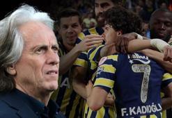 Fenerbahçe Sivasspor'u farklı geçti, zirveyi geri aldı- Son Dakika