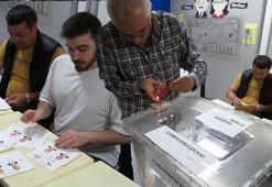 Cumhurbaşkanlığı seçiminde sandık yemini ederek göreve başladılar
