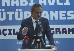 Bakan Özer: Kimsenin gençlerimizi 'z kuşağı' şu, bu kuşağı olarak nitelemeye hakkı yok