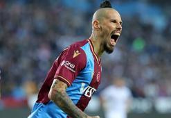 Trabzonspor'un yıldızı Marek Hamsik futbolu bırakıyor! Bizzat açıkladı