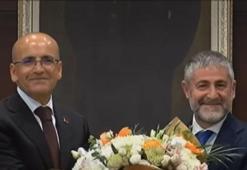 Hazine ve Maliye Bakanlığı'nda devir teslim! Mehmet Şimşek görevi devraldı
