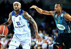 Türk Telekom, Pınar Karşıyaka'yı mağlup etti! Seride 1-0 öne geçti