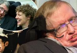 Önce parmakları sonra gülüşüyle seçti! Hawking'in yanağındaki cihazın gizemi