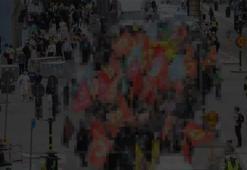 İsveç'te skandal görüntülere eski Başbakan'dan sert tepki: Sefil görünüyorlar