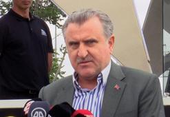 Bakan Osman Aşkın Bak, özel sporcuları tebrik etti