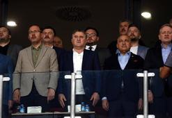 Gençlik ve Spor Bakanı Osman Aşkın Bak, Türkiye Kupası Finali'ni tribünde izledi