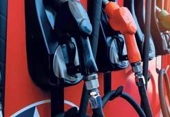 Akaryakıtta gözler ham petrol ve dolarda