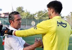 Fenerbahçe'nin file bekçisi Altay Bayındır: Tek hedefimiz şampiyonluk