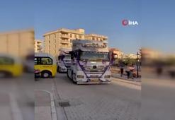 Nusaybin'de dünya evine giren damat, TIR'ı gelin arabası yaptı
