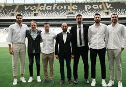 Beşiktaş'tan gövde gösterisi! Yeni transferleri için imza töreni düzenlendi