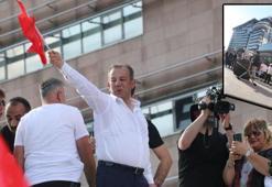 Tanju Özcan CHP Genel Merkezi önünde! 'Koltuk sevdalısı Kılıçdaroğlu sana koltuk getirdim'