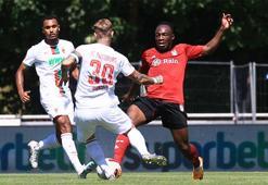 Beşiktaş - Augsburg maçı yarıda kaldı!