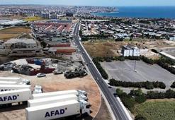 AFAD Silivri'de oluşturulan merkeze konteyner depolamaya başladı