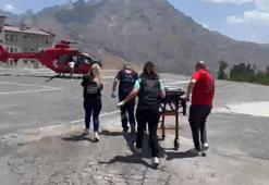 Bakan Koca paylaştı! Yılanın ısırdığı vatandaş için ambulans helikopter havalandı
