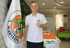 Alanyaspor, Florent Hadergjonaj'ı renklerine bağladı!