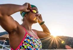 Aysu Türkoğlu, Kuzey Kanalı’nı yüzerek geçen ilk Türk kadın oldu