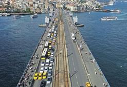 Galata Köprüsü’nde yenileme çalışması