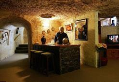 Avustralya'nın Coober Pedy kasabasında insanlar neden yerin altında yaşıyor?