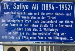 İlk Türk kadın doktorunun  adı Almanya’daki sokakta
