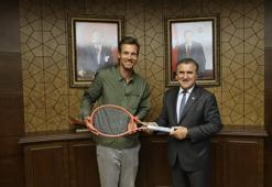 Gençlik ve Spor Bakanı Osman Aşkın Bak, Tomas Berdych’i ağırladı