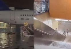 Frankfurt Havalimanı'nı su bastı! Zemin göle döndü
