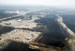 Arka arkaya orman yangınlarıyla boğuşan Kanada'da 20 bin kişi tahliye ediliyor