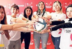 Kadın futboluna yatırım sosyal getiriyi artırıyor