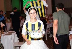 Gelinden damada Fenerbahçe sürprizi! Formayı giyerek karşısına çıktı